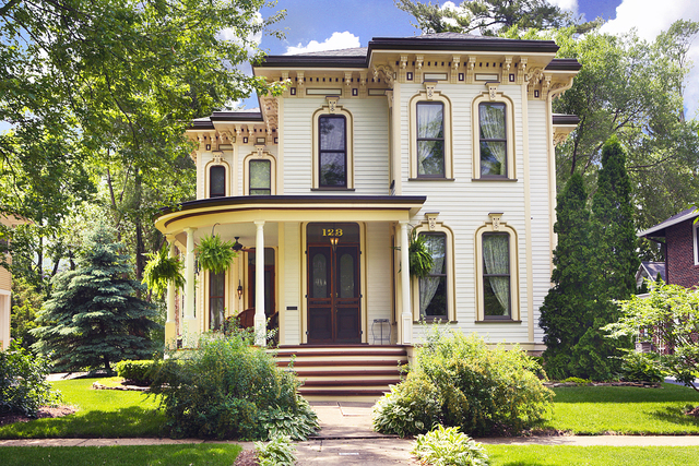 123 North Prairie, Batavia, Illinois