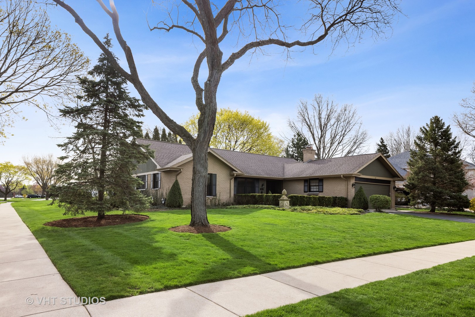 SOLD! Luxury Homes in Wheaton, Illinois Wheaton Luxury Homes