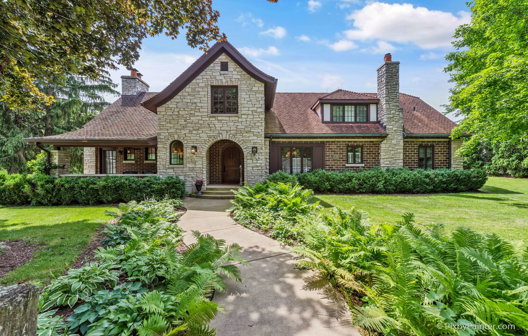 Homes for sale in the Trout Valley subdivision Cary, Illinois Real Estate