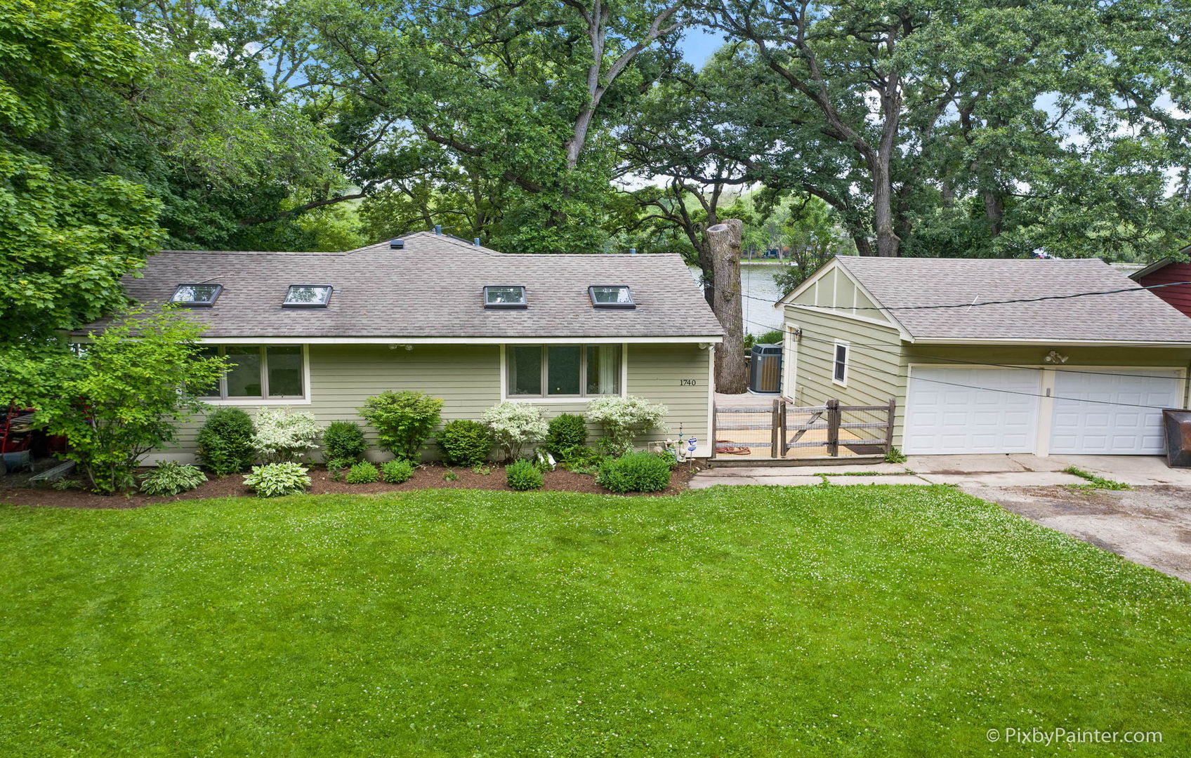 1740 River, South Elgin, Illinois