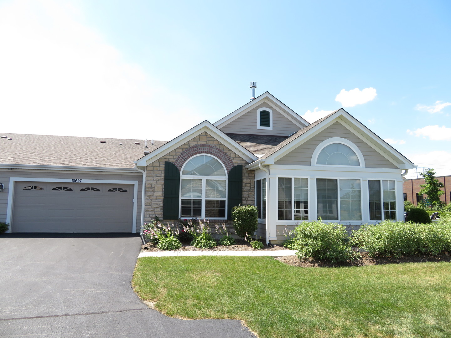 Homes for sale in the Villas At Fox Run subdivision PLAINFIELD