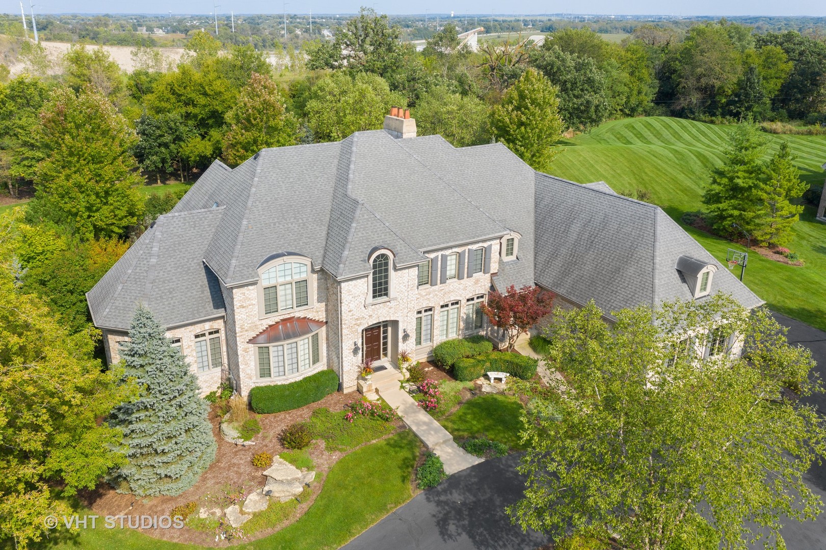 36W276 Oak Pointe, St. Charles, Illinois