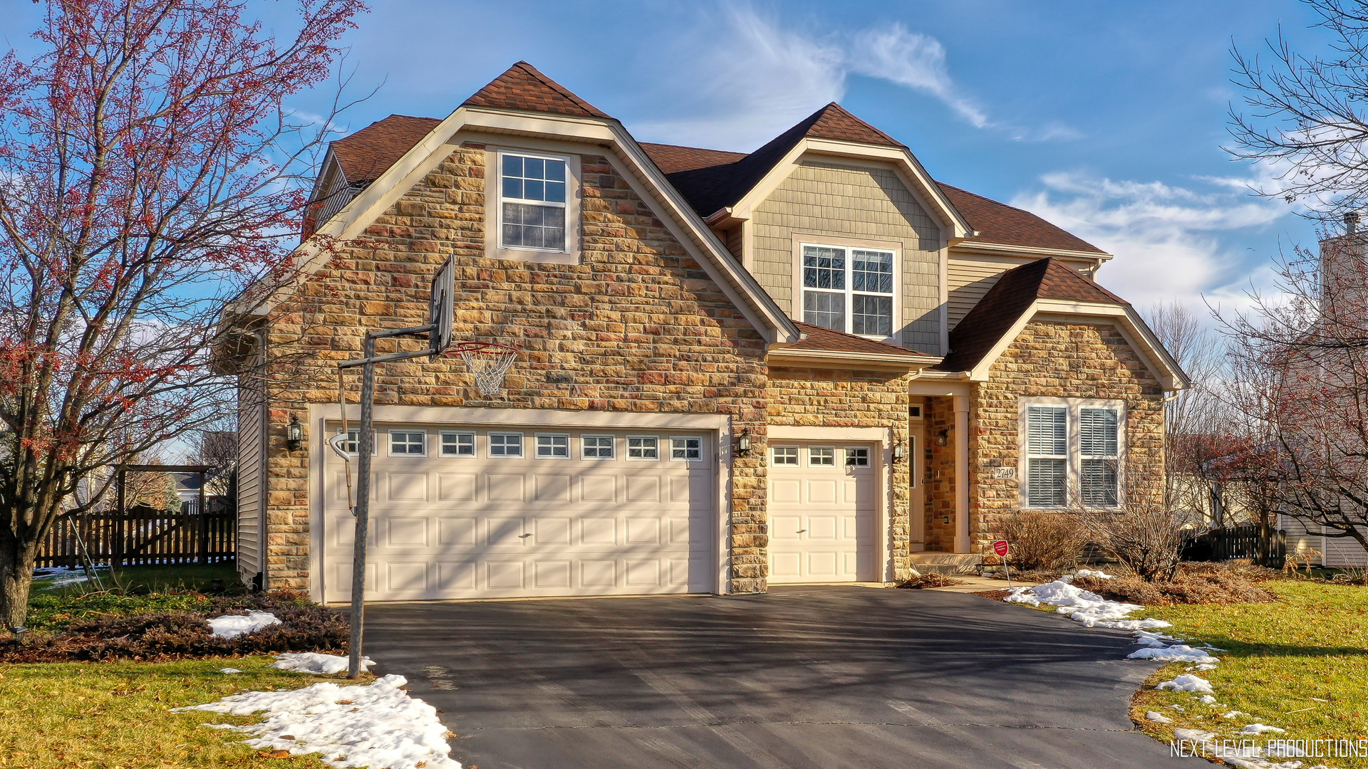 2749 Plante, North Aurora, Illinois