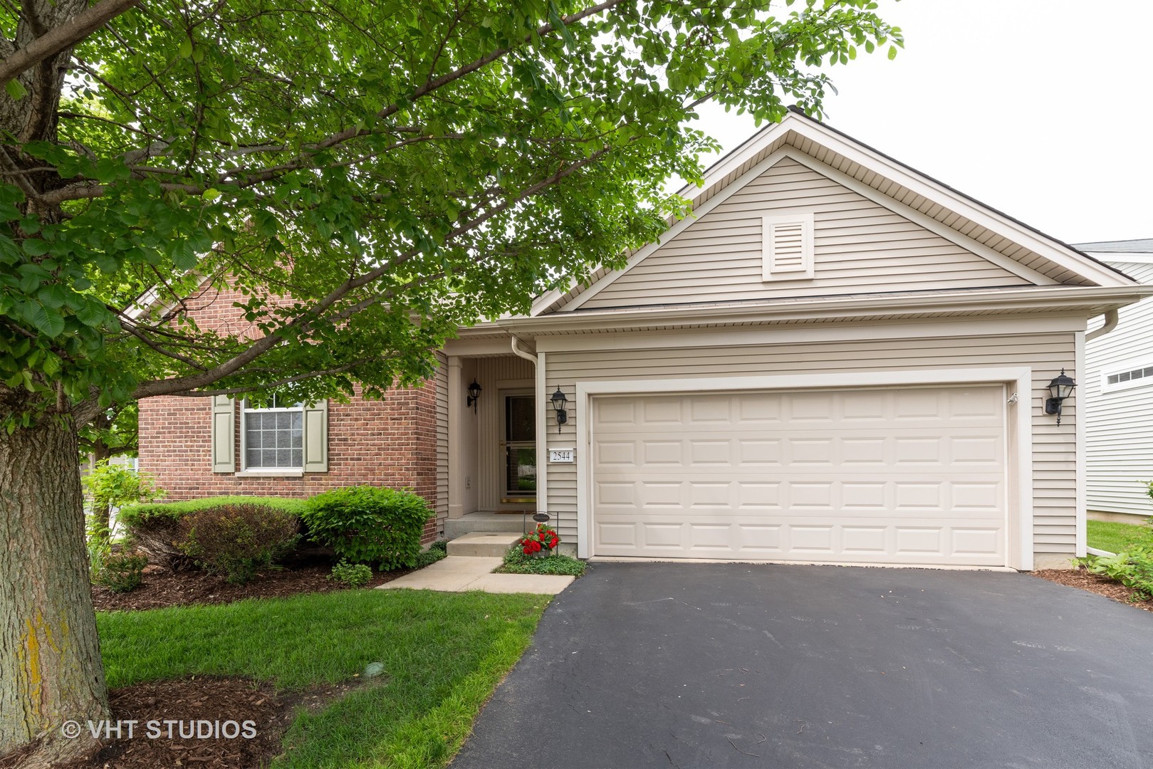 2544 Harvest Vly, ELGIN, Illinois