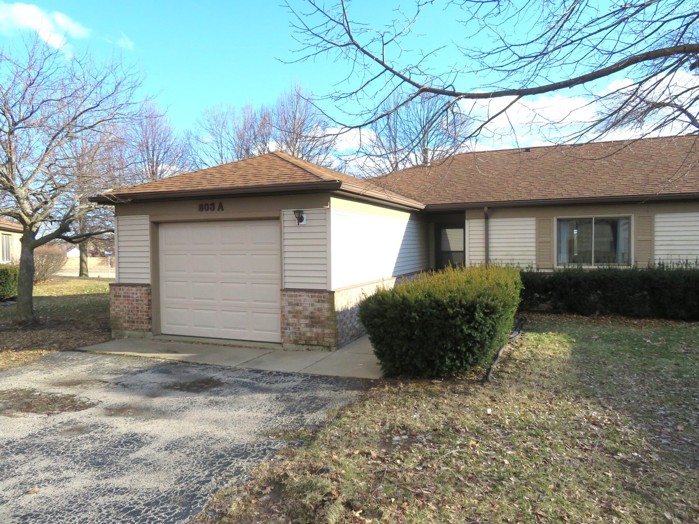 2 bedroom Homes for sale in Sterling, Illinois Sterling MLS