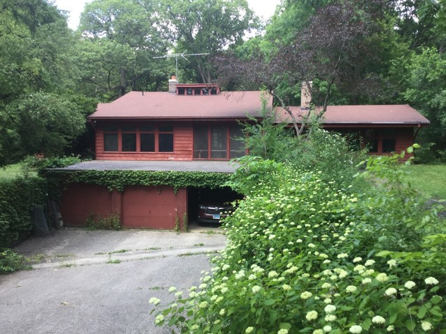 29W632 U.S. Highway 20, Elgin, Illinois