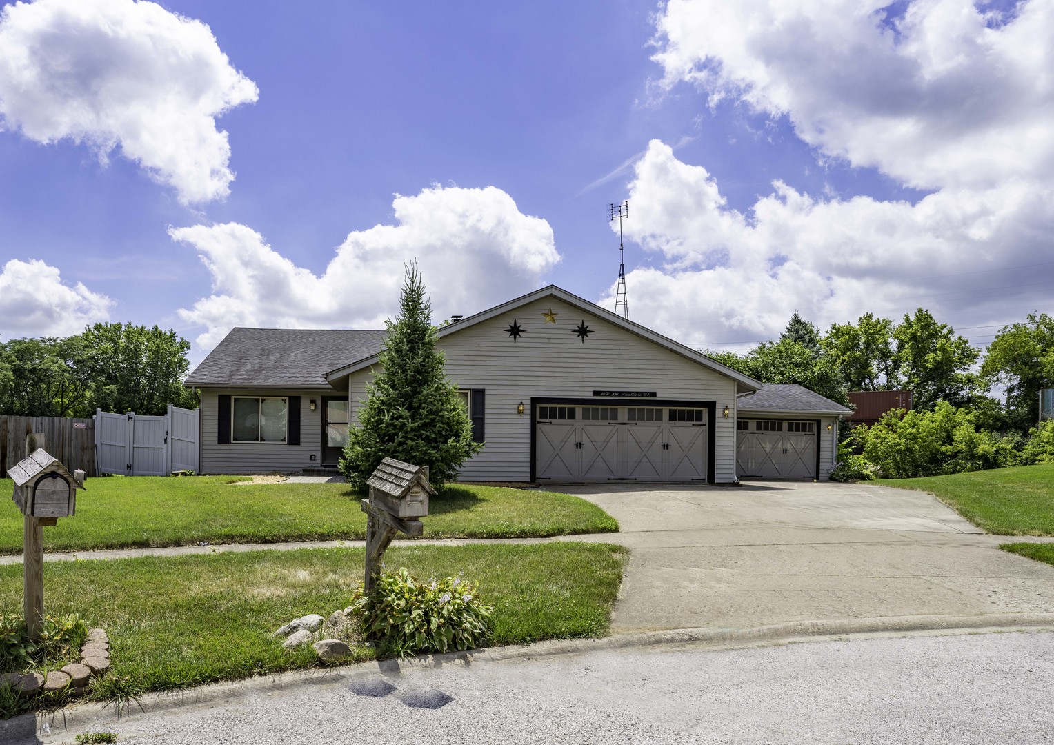 Homes For Sale In The Summerlakes Subdivision Warrenville Illinois Real Estate