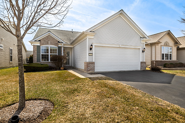 2774 Beacon Point, ELGIN, Illinois