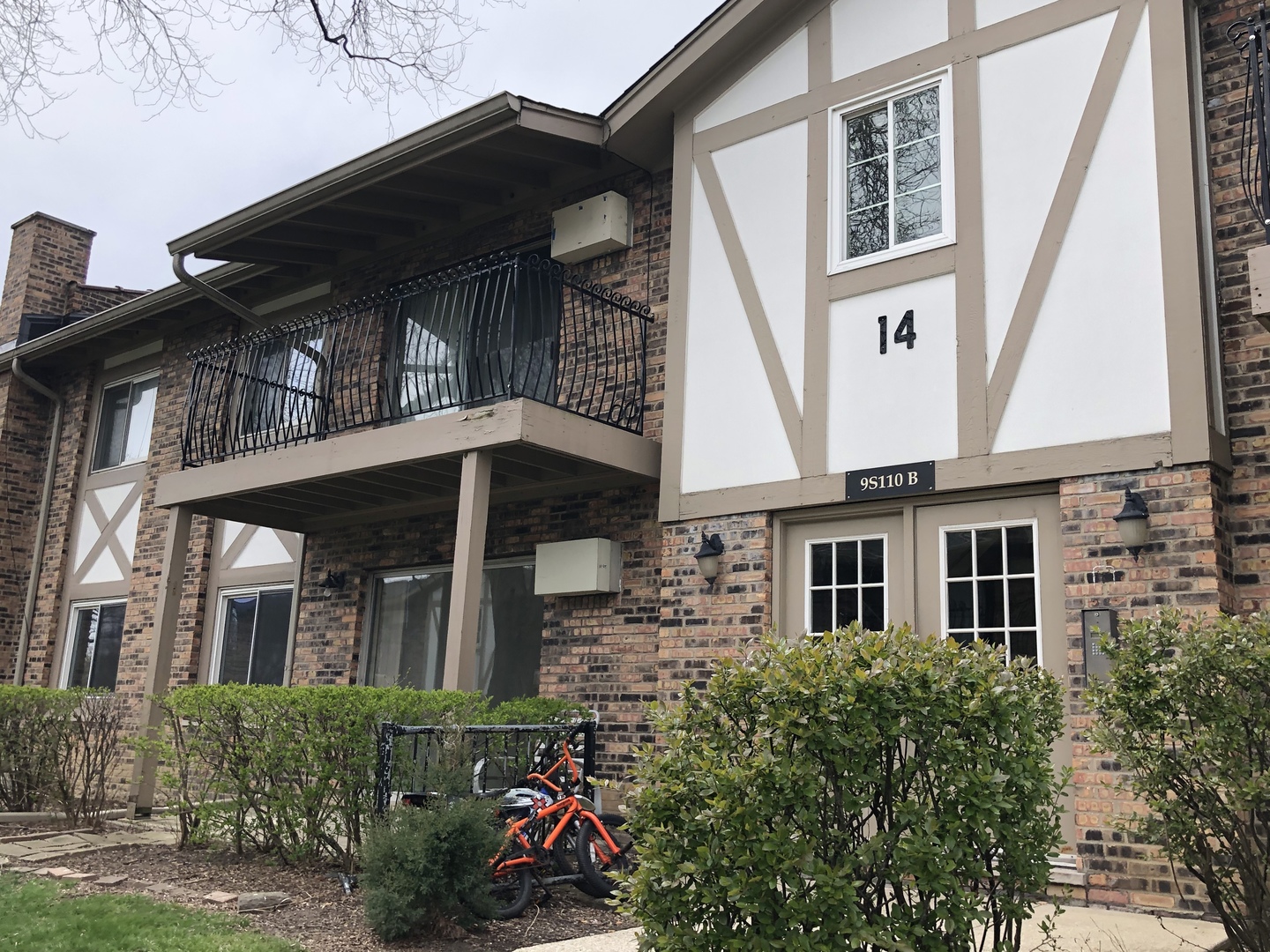 Homes for sale in the Stratford Green subdivision Willowbrook