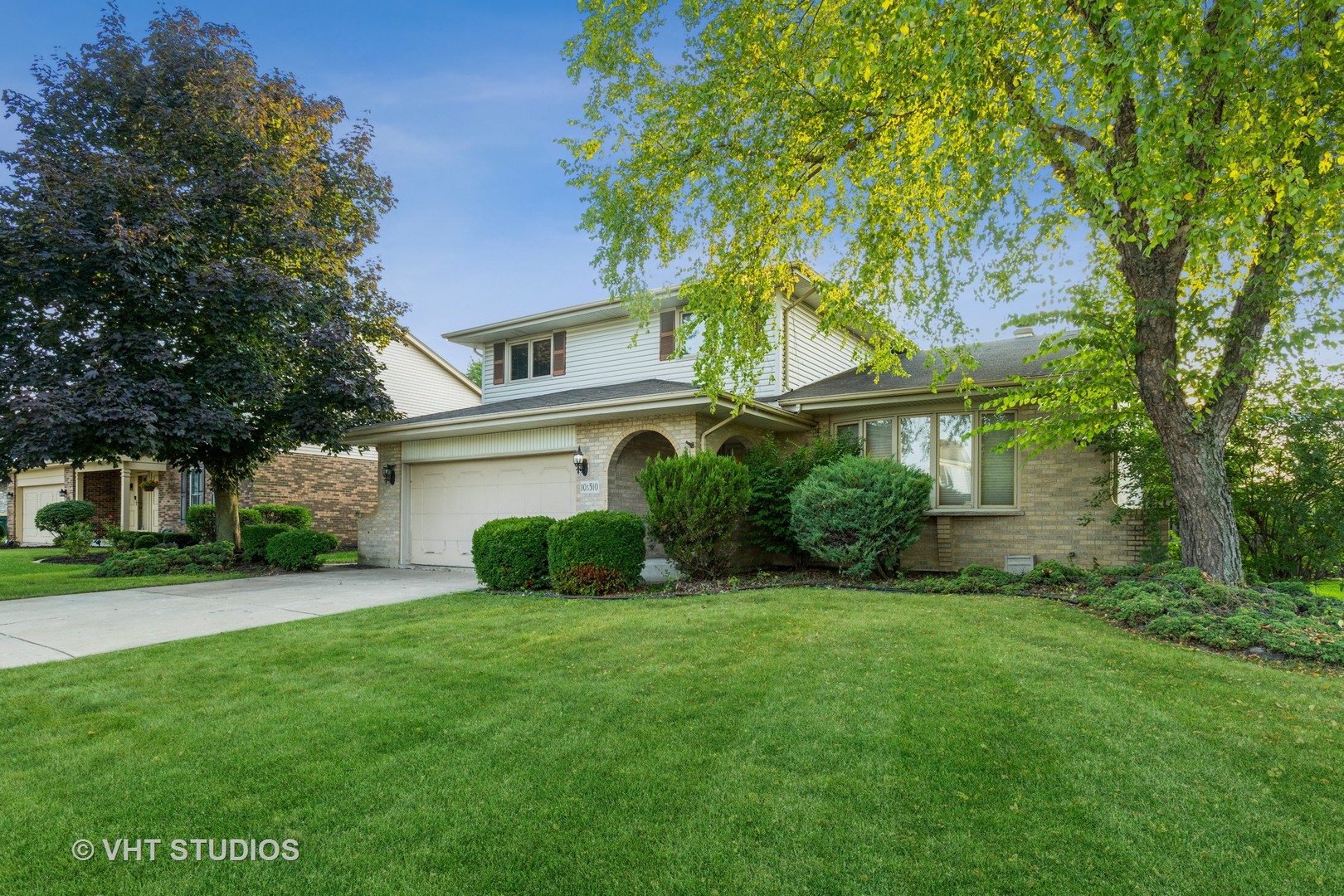 10s510 Thames Drive, Downers Grove, Il 60516