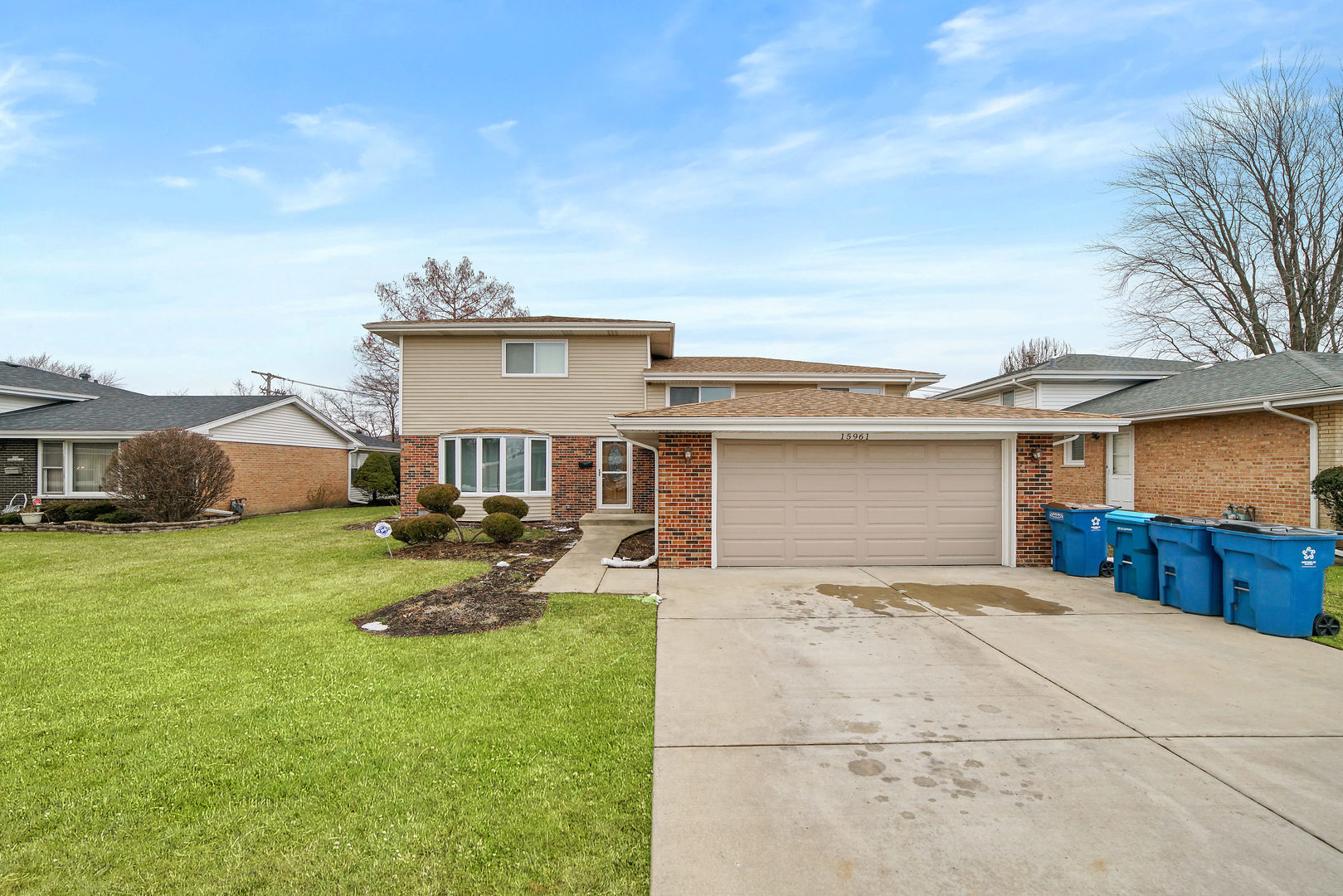 4 bedroom Homes for sale in South Holland, Illinois South Holland MLS