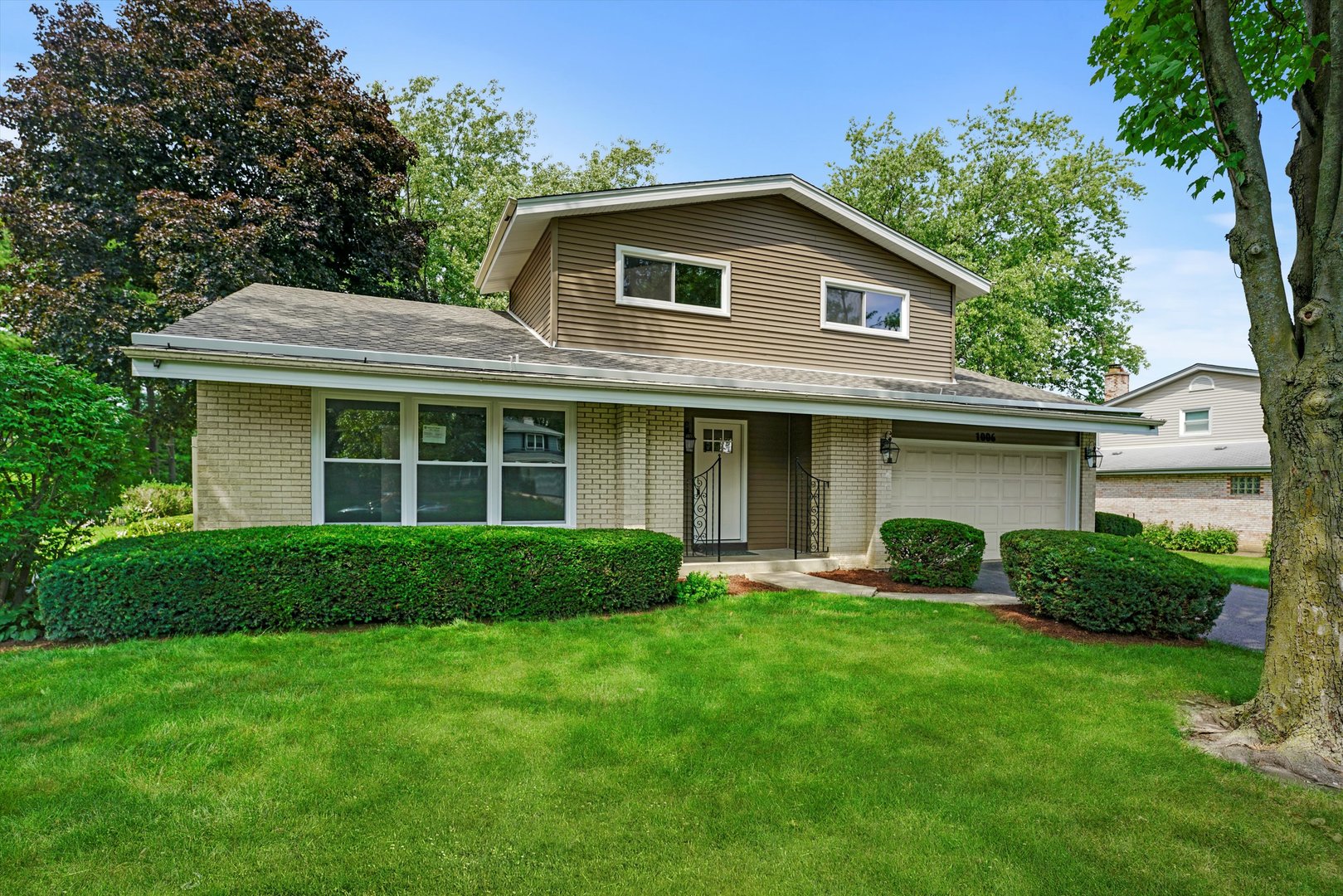 1006 W Marion Road, Arlington Heights, Il 60004