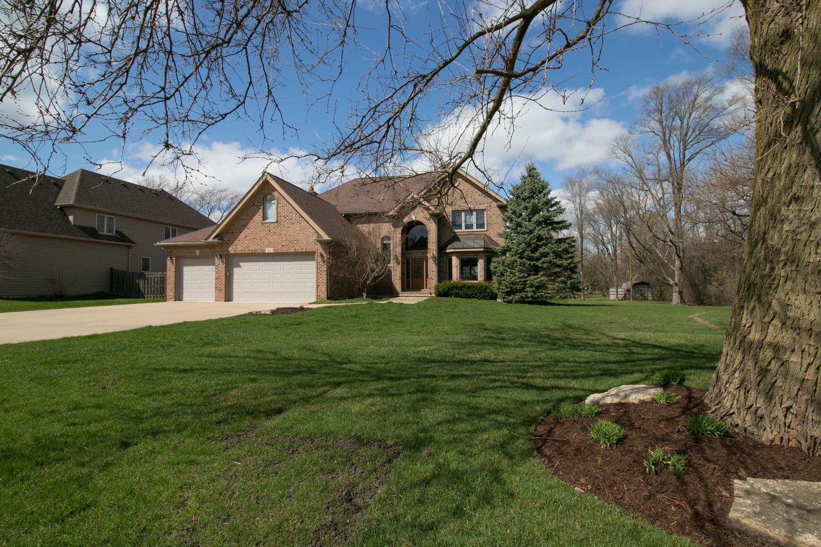 Luxury Homes for sale in Willowbrook, Illinois Willowbrook MLS