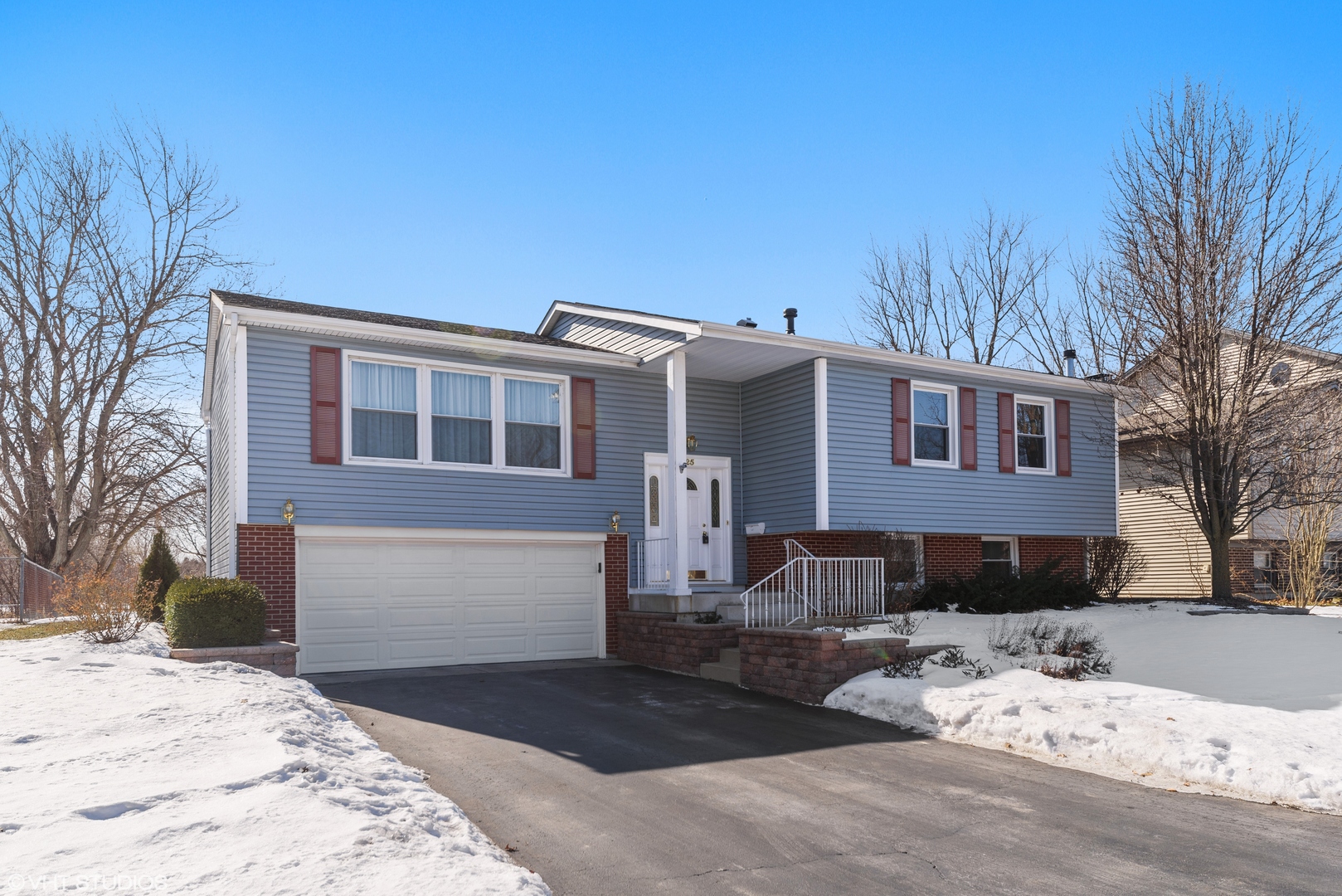 Homes for sale in the Old Mill Grove subdivision Lake Zurich