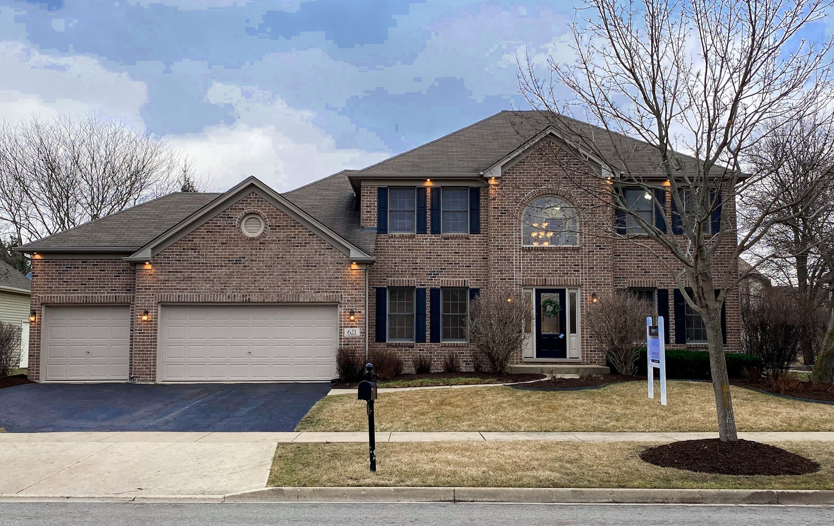 621 Cole, South Elgin, Illinois