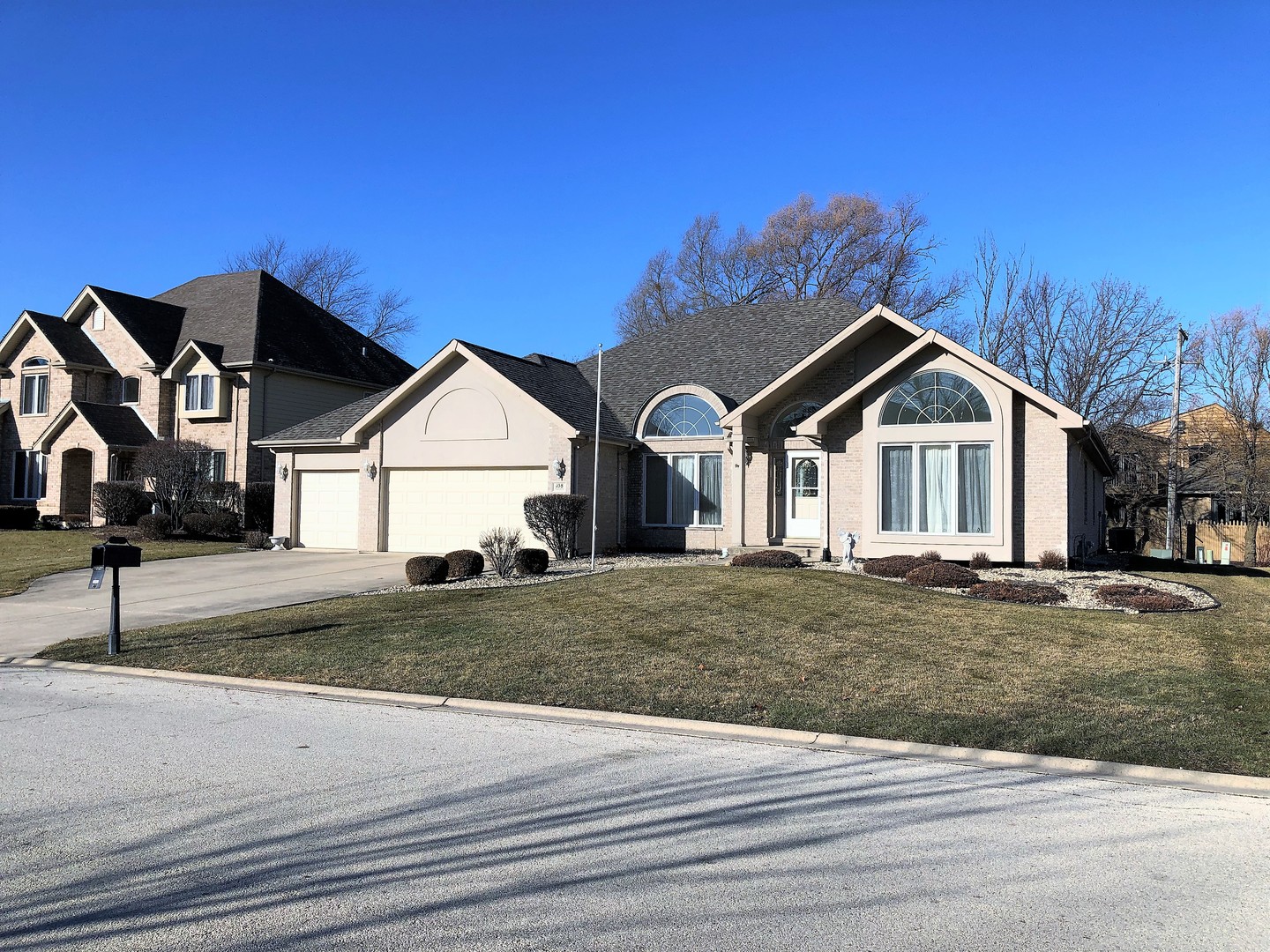 Luxury Homes for sale in Palos Heights, Illinois Palos Heights MLS