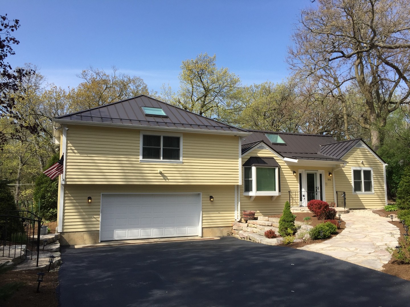 Homes for sale in the Tower Lakes subdivision Tower Lakes, Illinois