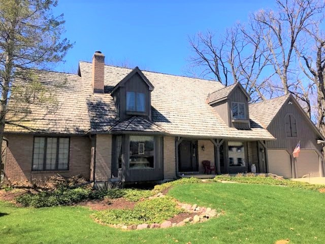 627 Wood Ridge, ELGIN, Illinois