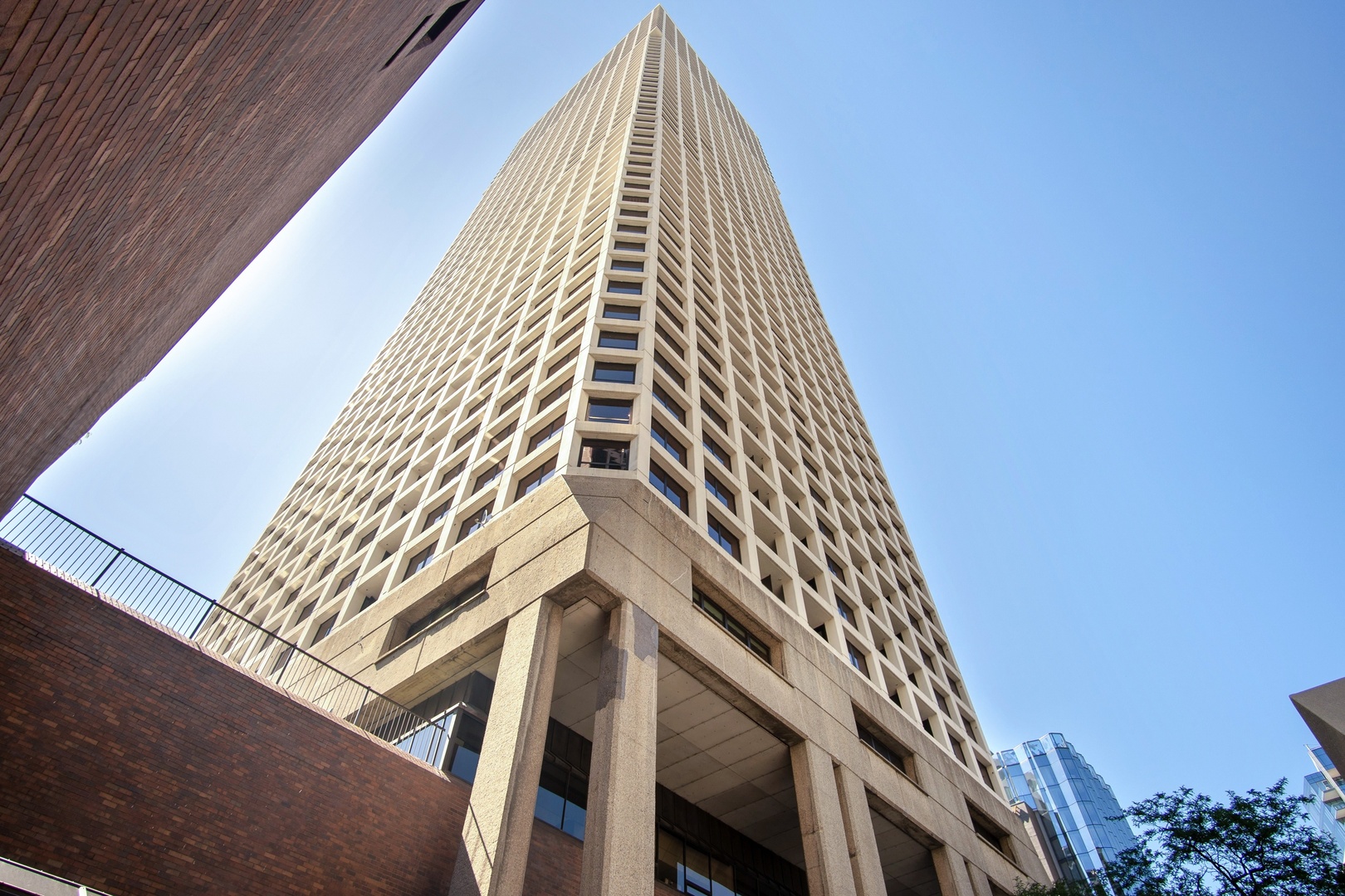 Newberry Plaza 1030 N State, UNIT 6H, Chicago, IL, 60610. Condo For