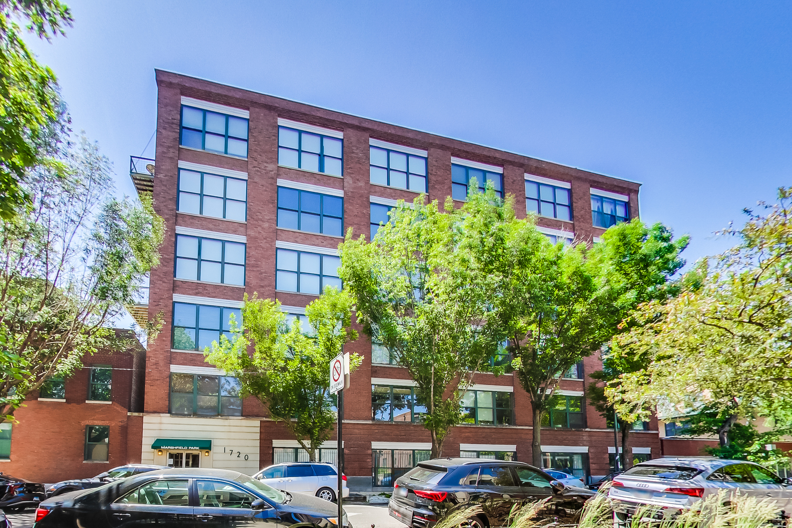 1720 N. Marshfield #108