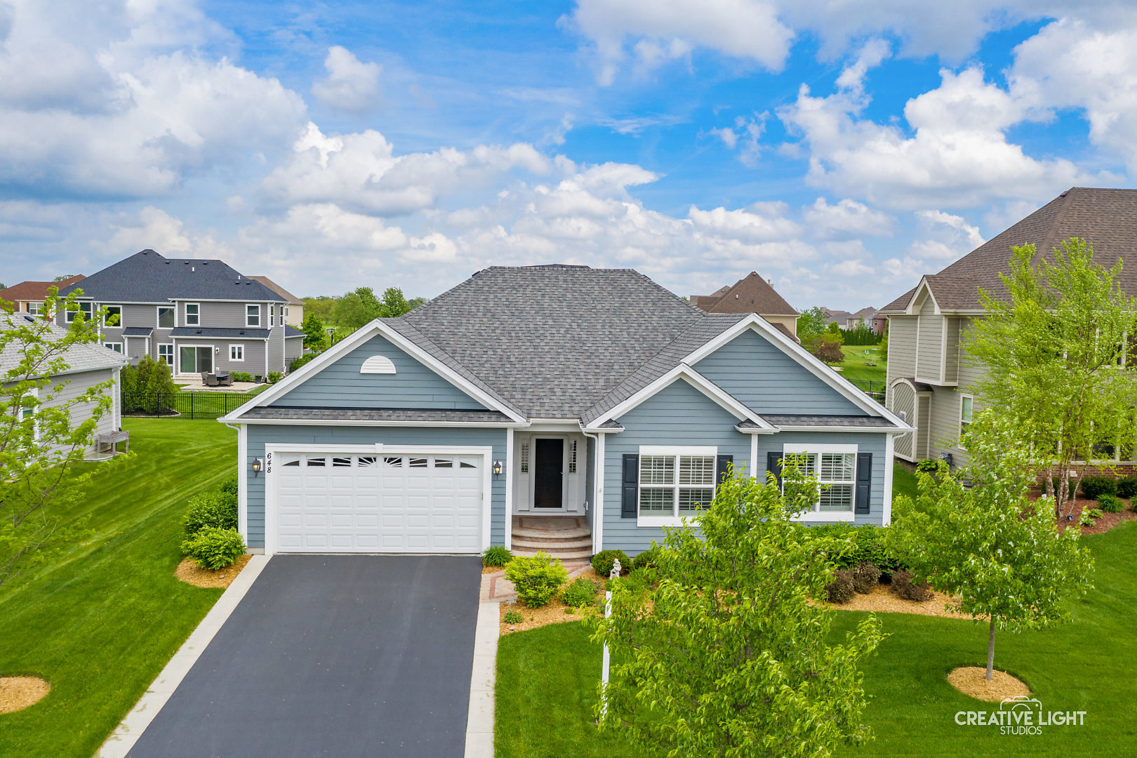 648 Slate Run, Elgin, Illinois