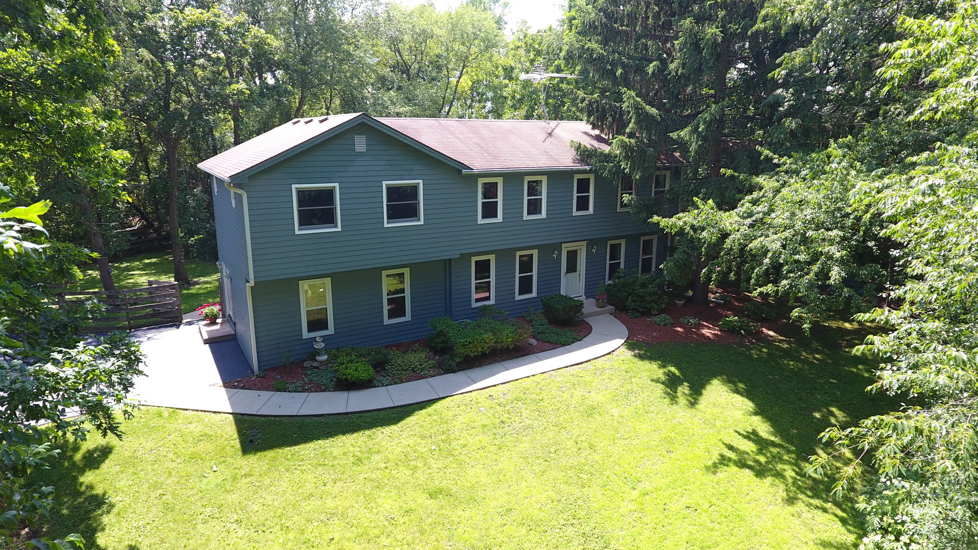 1N896 Saddlewood, Maple Park, Illinois