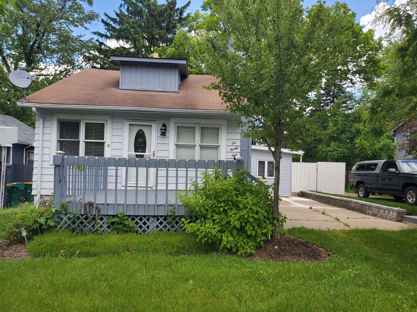 4 bedroom Homes for sale in Round Lake Beach, Illinois Round Lake