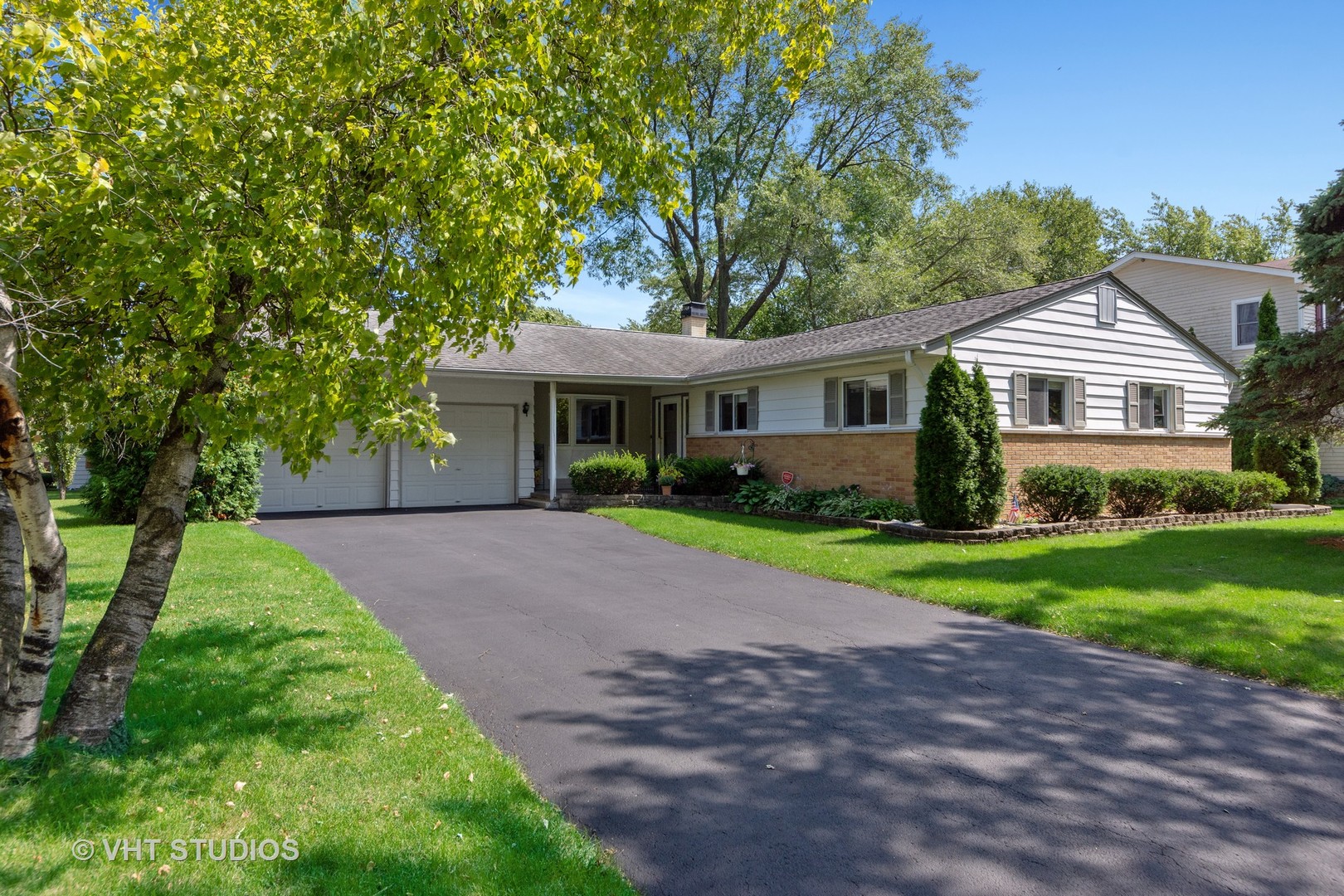 203 N Clark Drive, Palatine, IL 60074