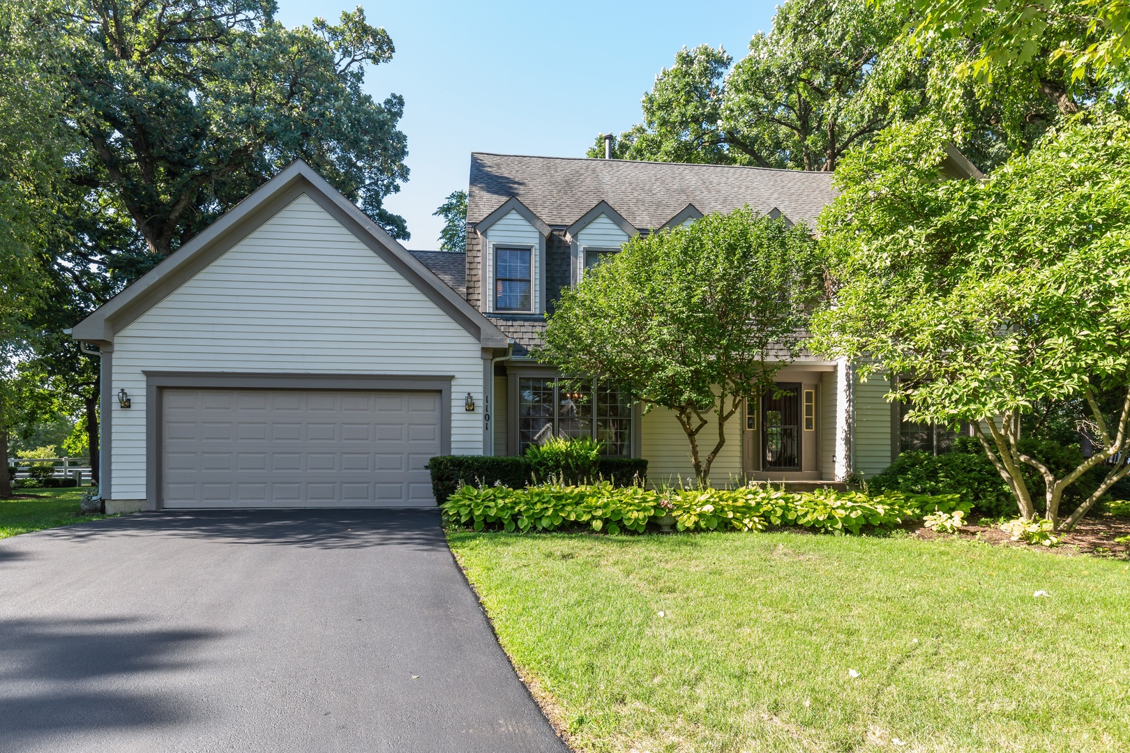 1101 Spring Creek, ELGIN, Illinois