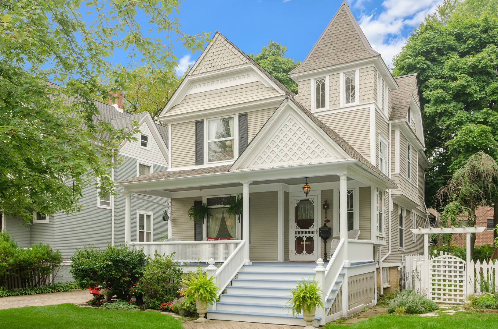 4 bedroom Homes for sale in Evanston, Illinois Evanston MLS