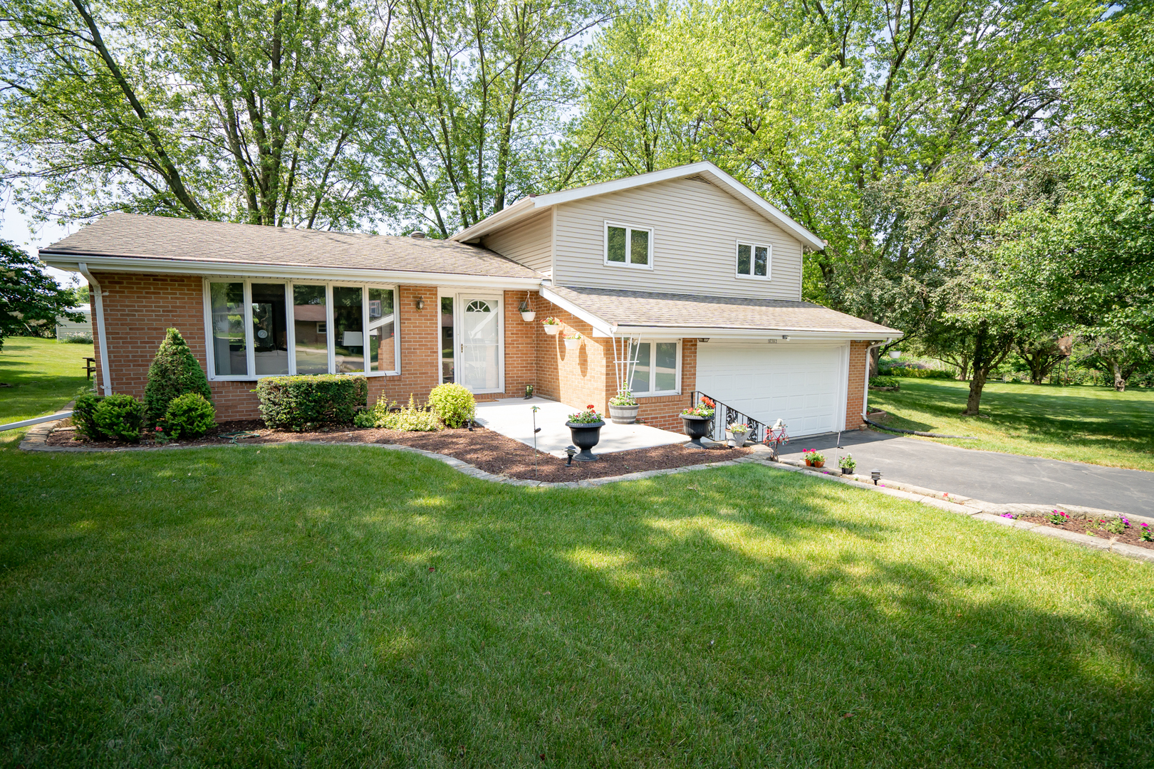 3 Bedroom Homes for sale in MANHATTAN, Illinois MANHATTAN MLS