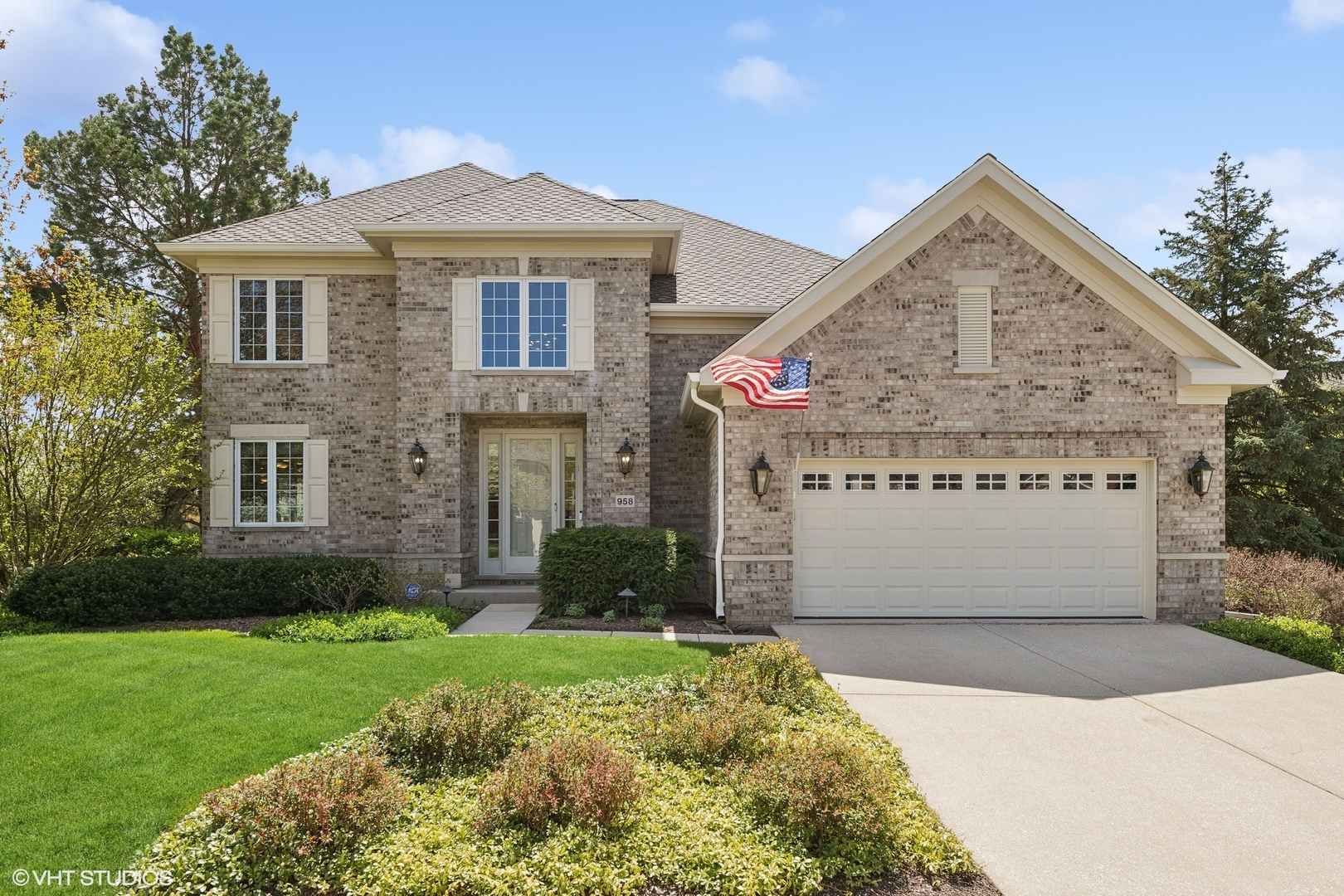 958 Waterford Lane, Northbrook, Il 60062