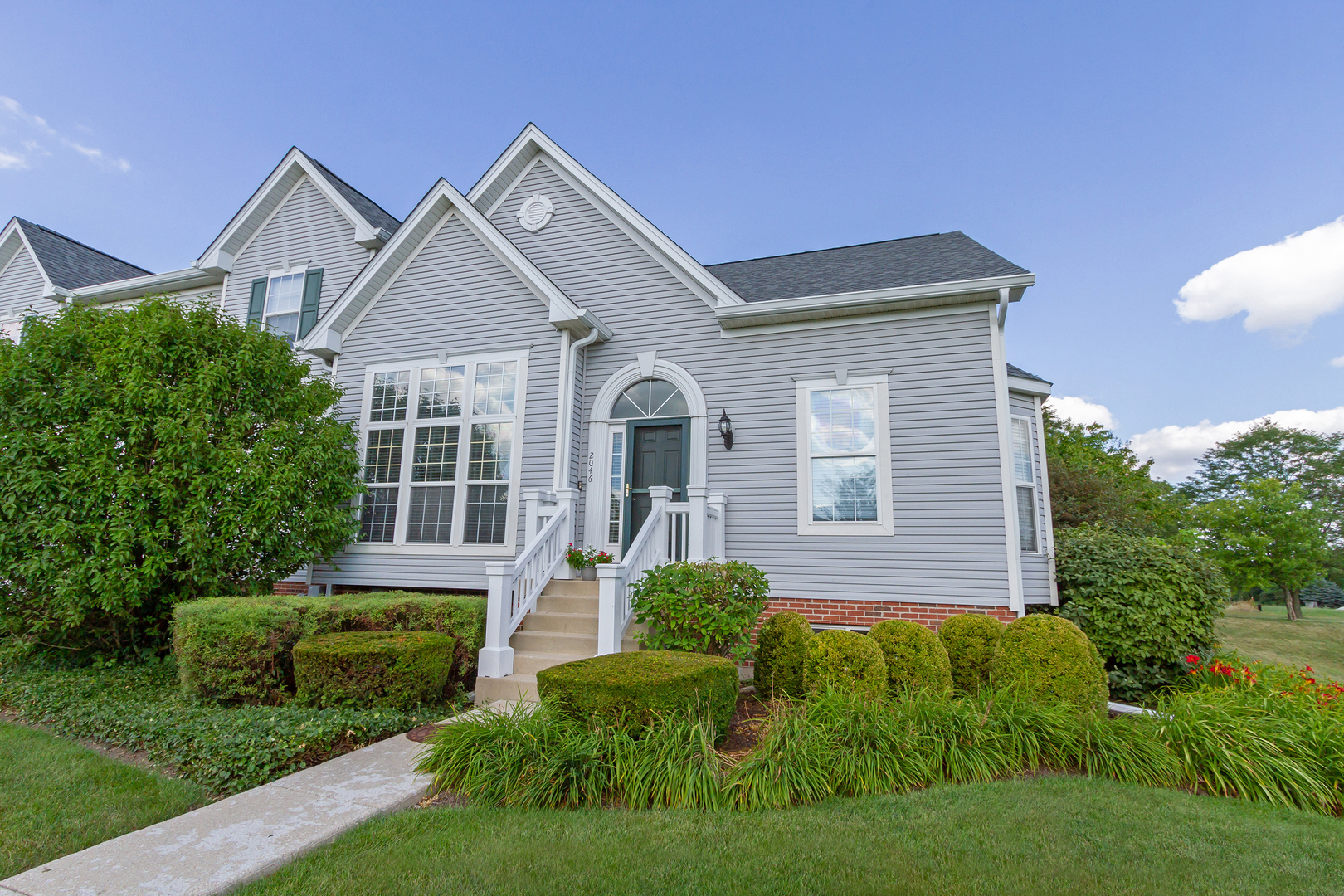 2046 Peterson, Batavia, Illinois