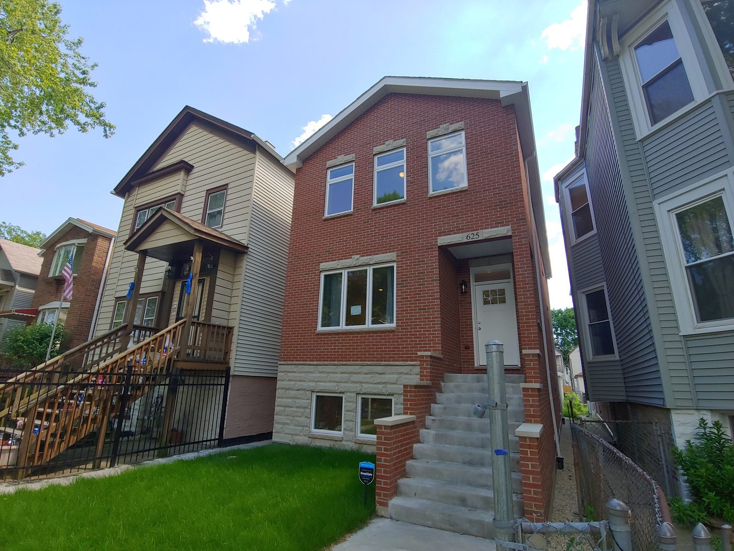 Back of the Yards Real Estate & Back of the Yards Chicago Information