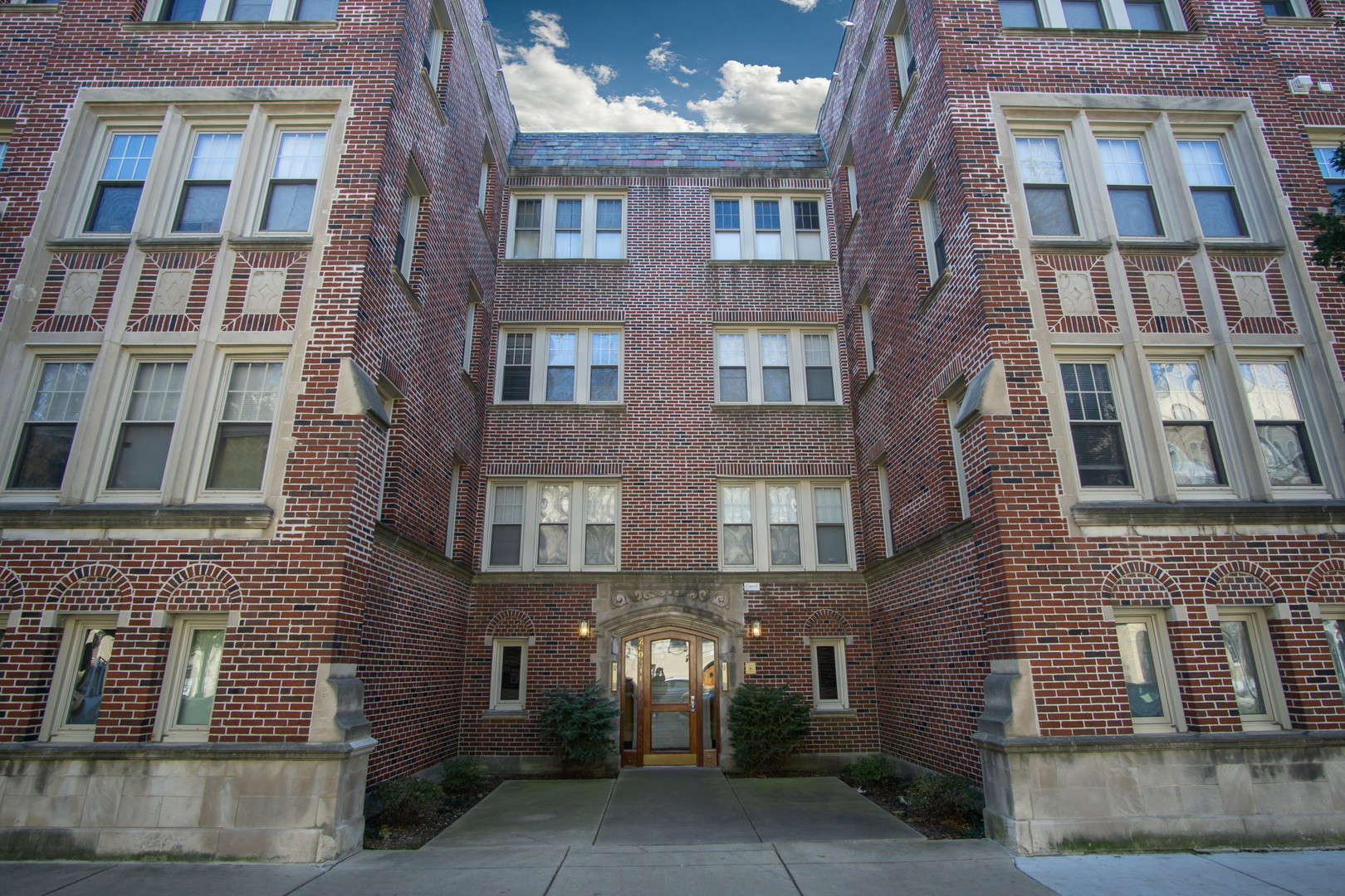 West Rogers Park Real Estate & West Rogers Park Chicago Information