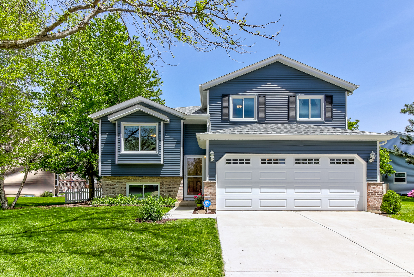 2167 Niagara, ELGIN, Illinois