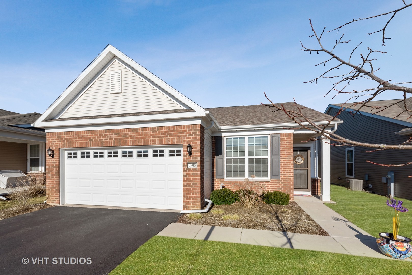 2890 Stoney Creek, ELGIN, Illinois