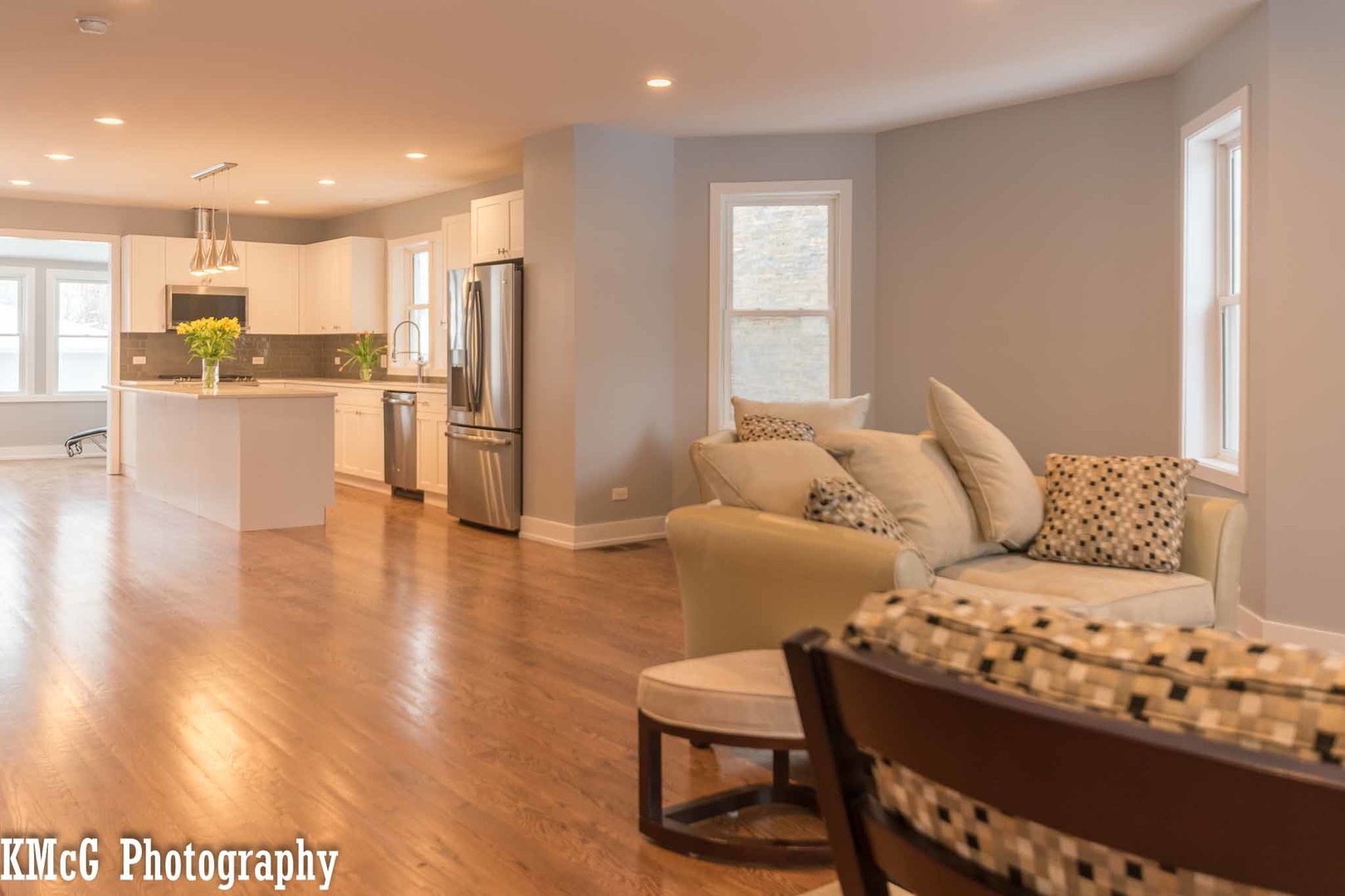 Albany Park Real Estate & Albany Park Chicago Information