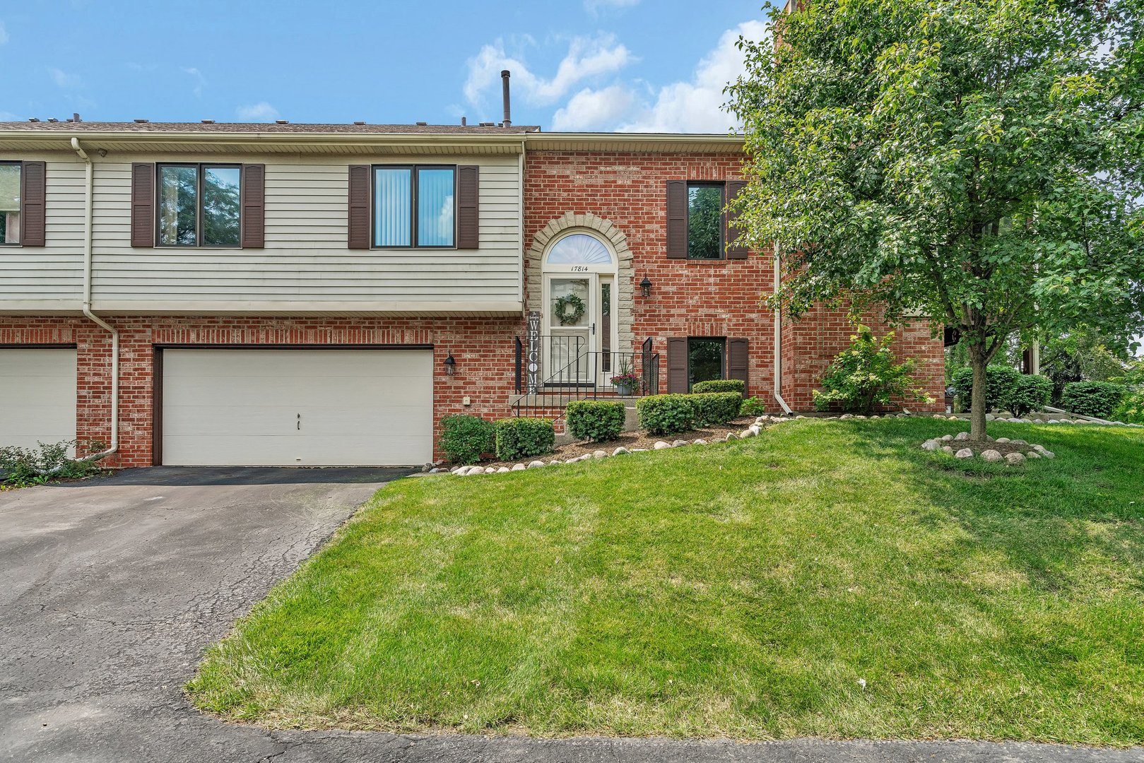 17814 Cameron Parkway, Orland Park, Il 60467