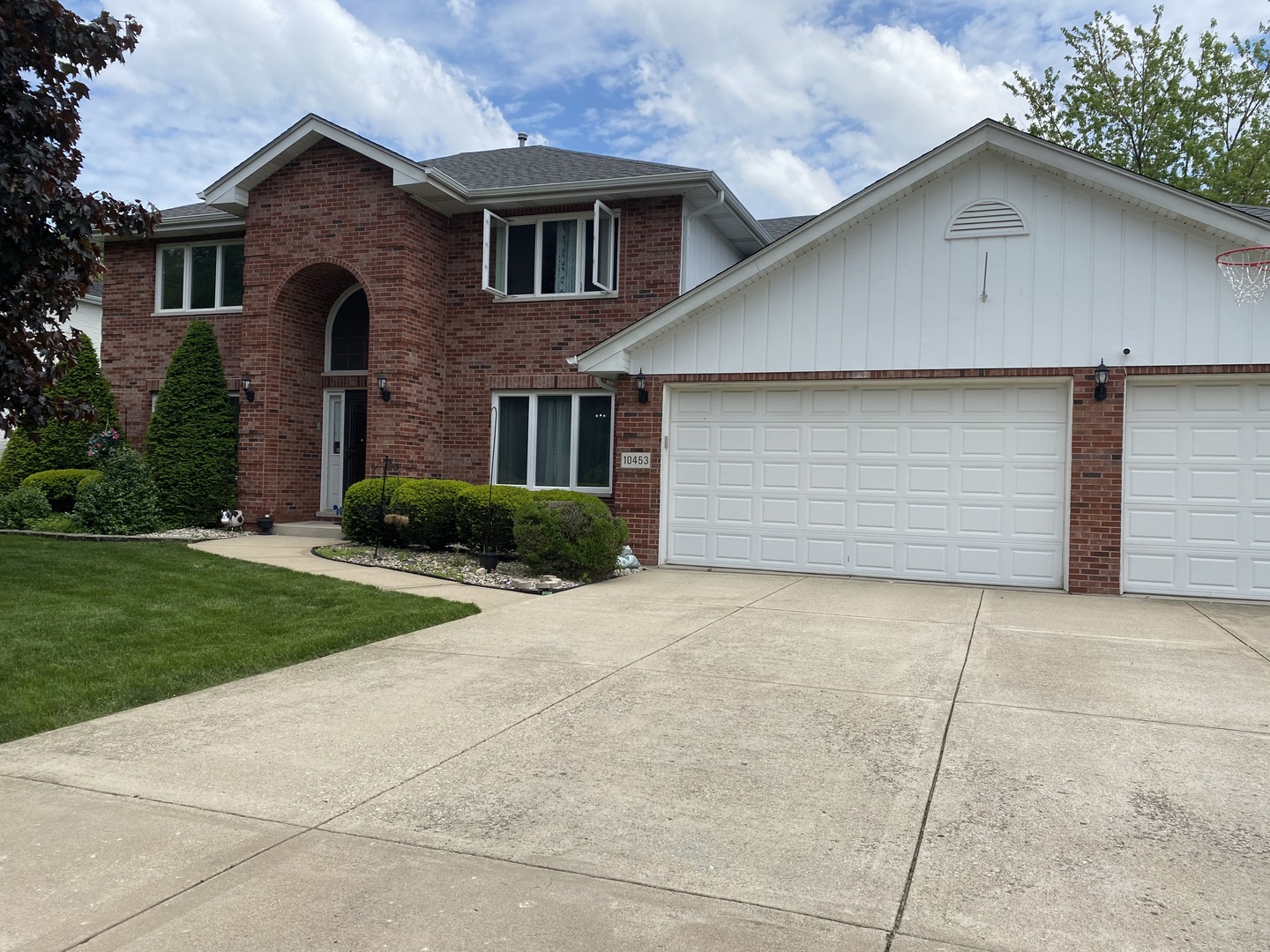 Luxury Homes for sale in Palos Hills, Illinois Palos Hills MLS