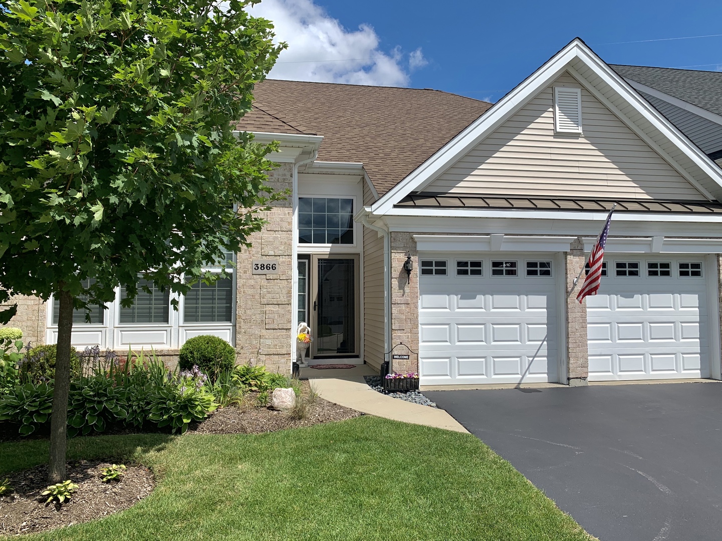 3866 Valhalla, ELGIN, Illinois