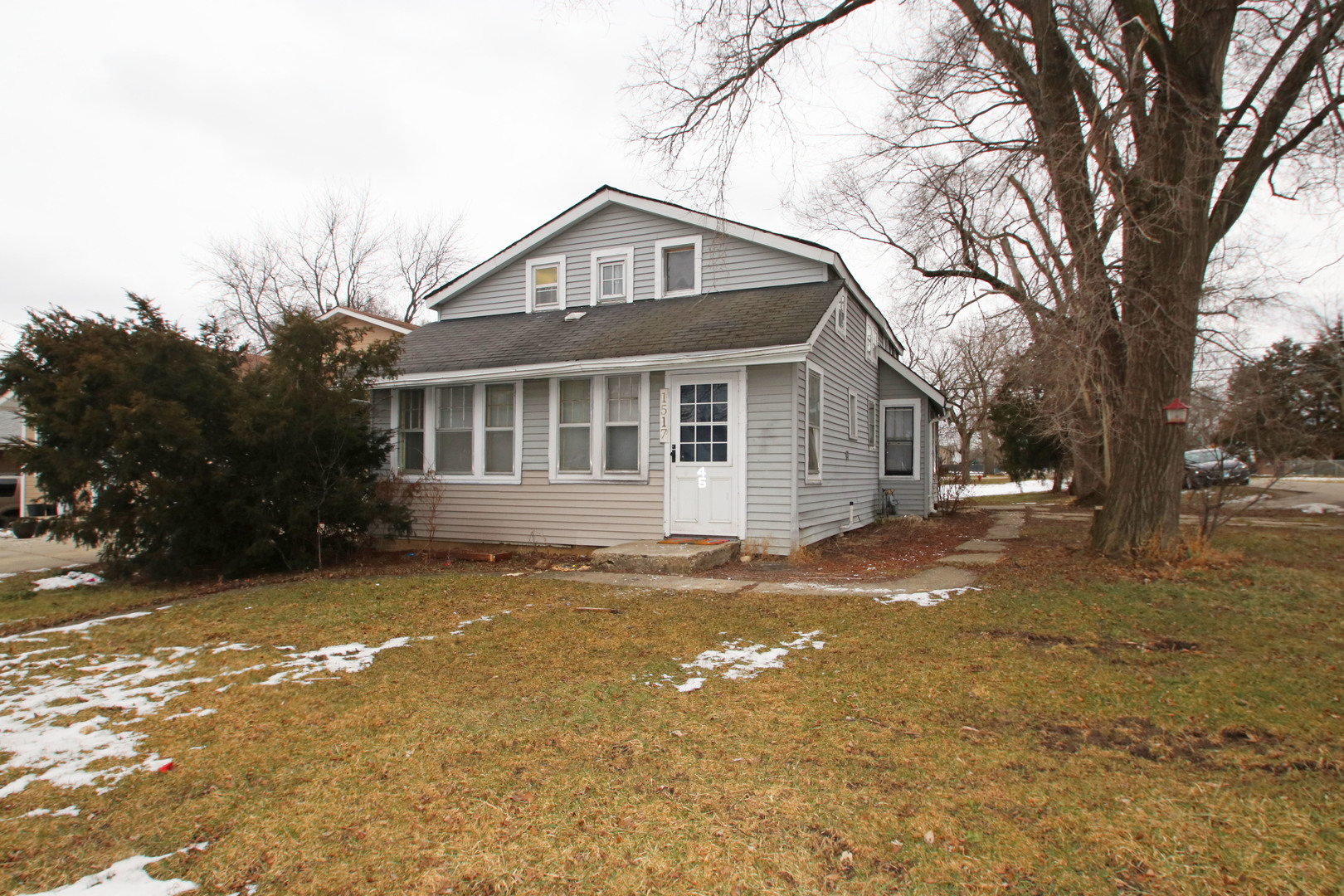 4 bedroom Homes for sale in Round Lake Beach, Illinois Round Lake