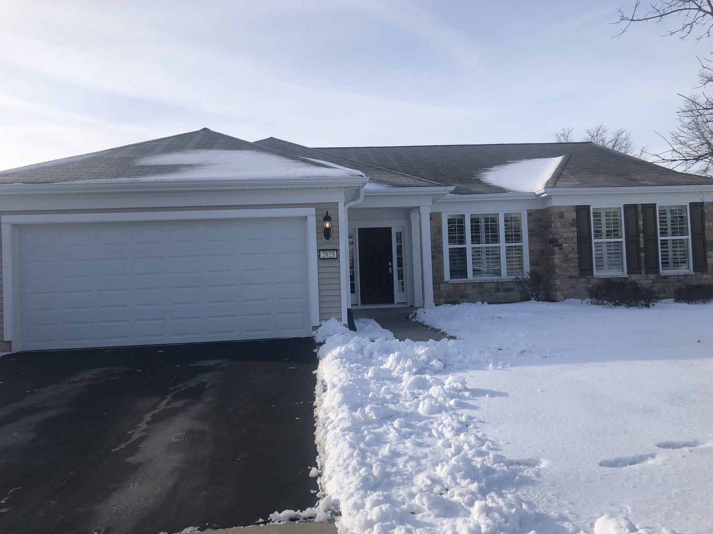 2825 Stoney Creek, Elgin, Illinois