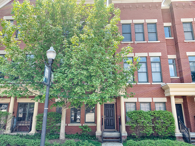 215 Prairie, ELGIN, Illinois