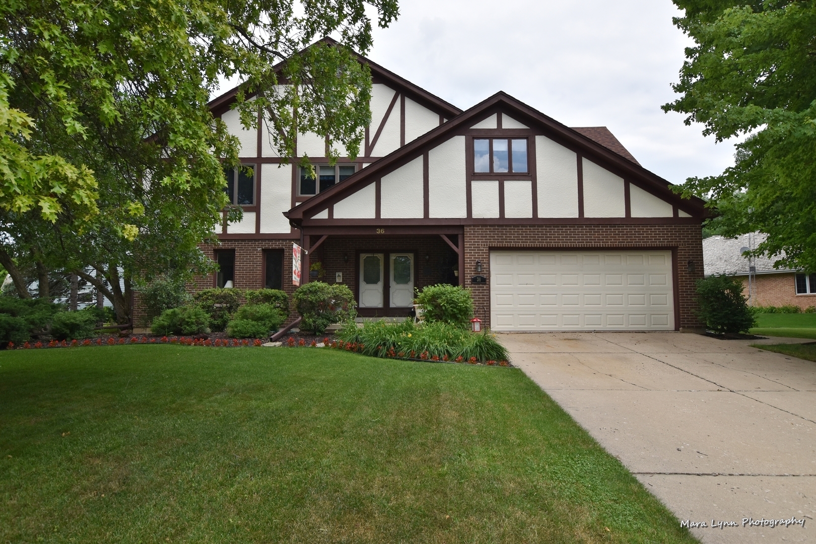 36 Cedar Gate, Sugar Grove, Illinois