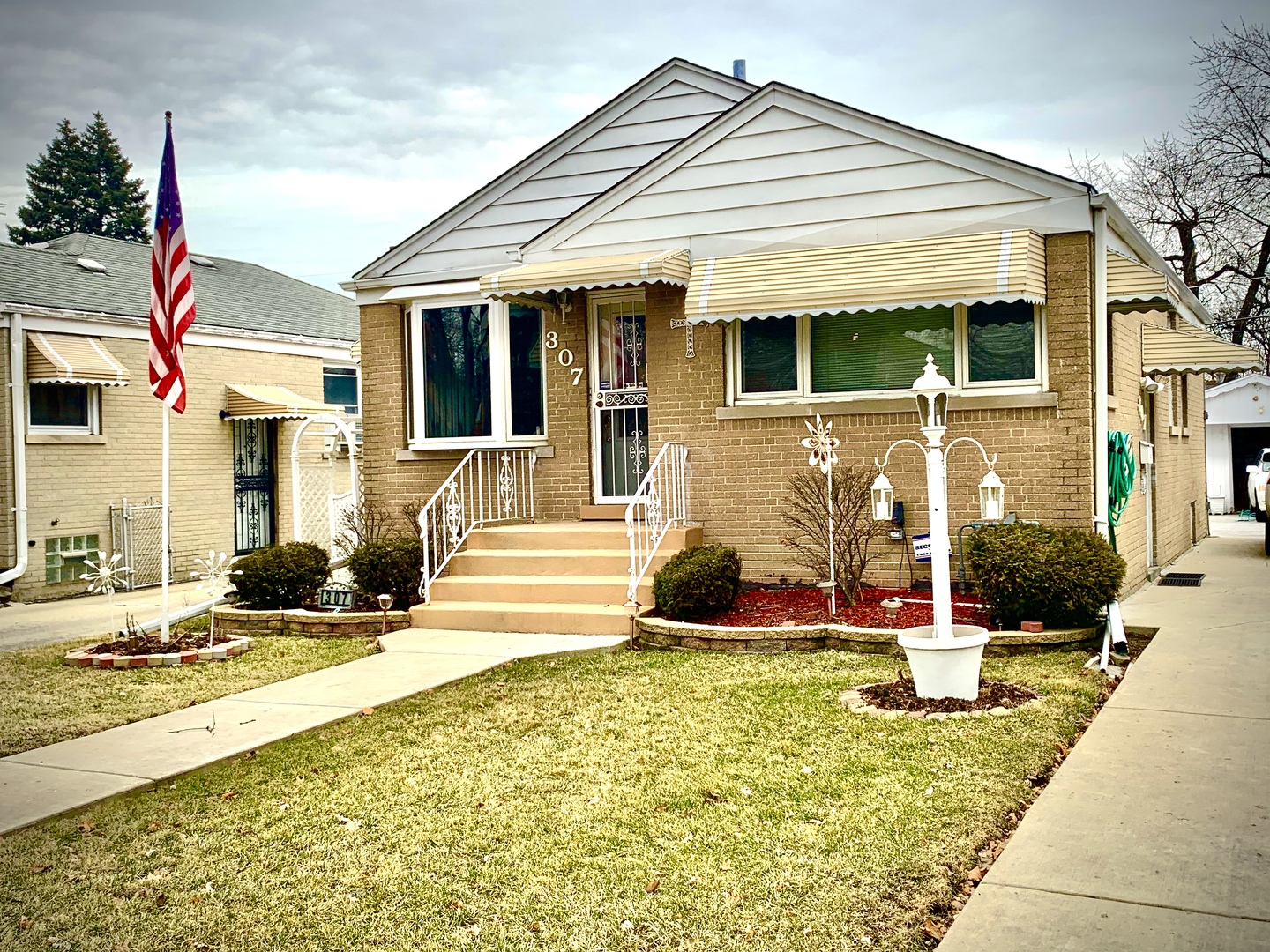 2 bedroom Homes for sale in Bellwood, Illinois Bellwood MLS