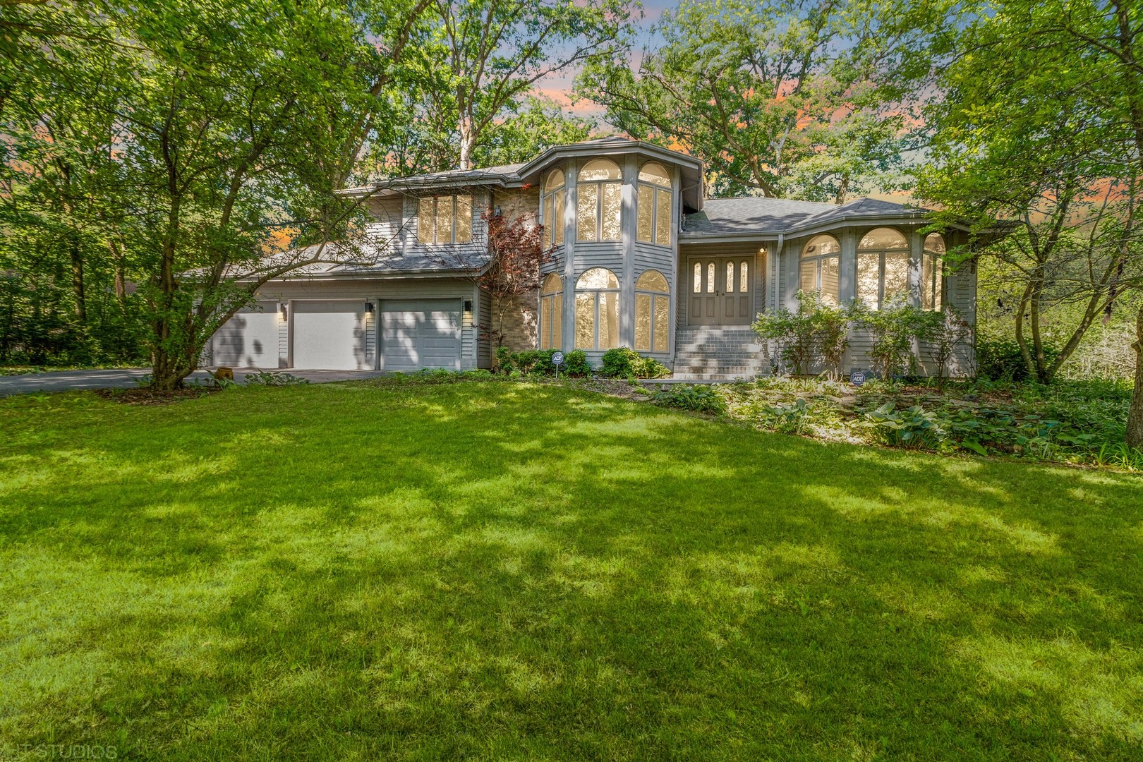 Luxury Homes for sale in Crete, Illinois Crete MLS Crete Real Estate