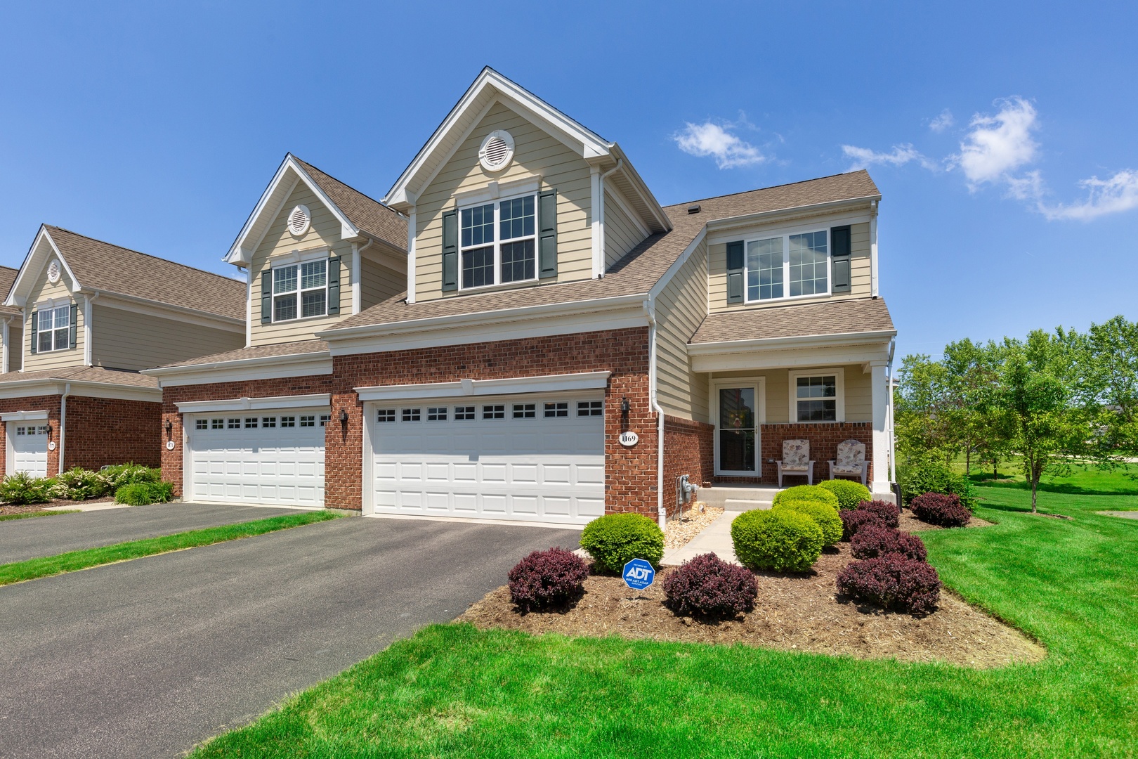1169 Falcon Ridge, ELGIN, Illinois