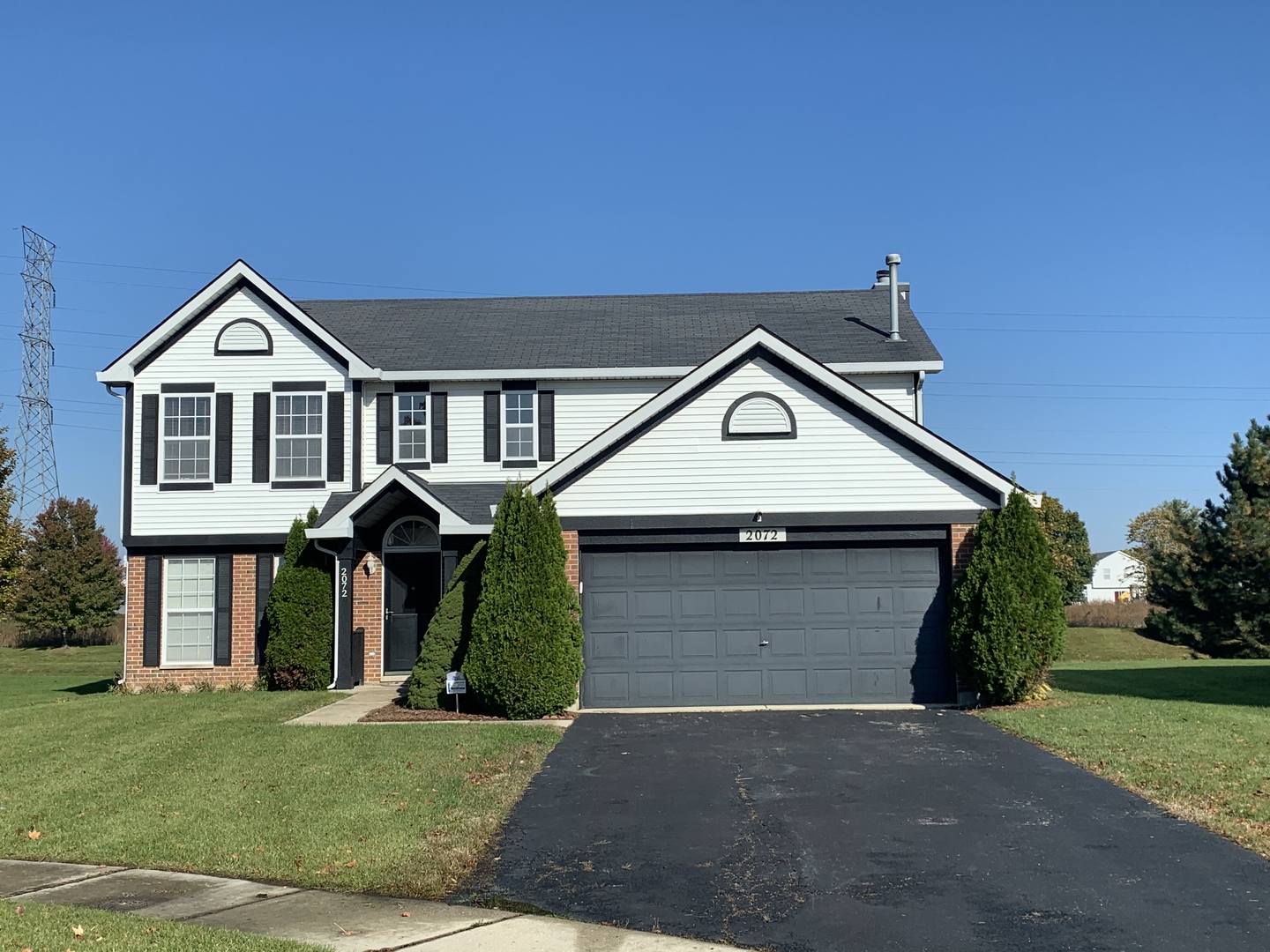 Homes for sale in the Lakewood Falls subdivision Romeoville, Illinois