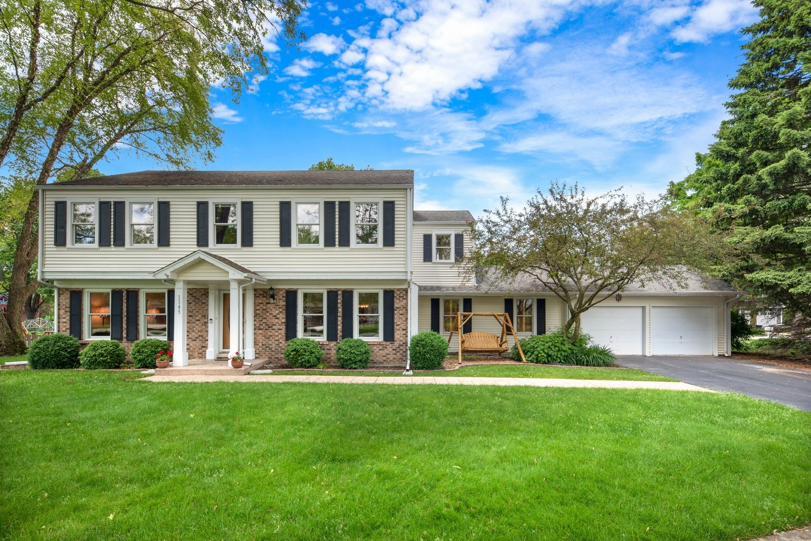 Homes for sale in the Brookdale subdivision Naperville, Illinois Real